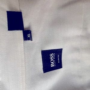 Hugo Boss Dress Shirt XL - Slim Fit